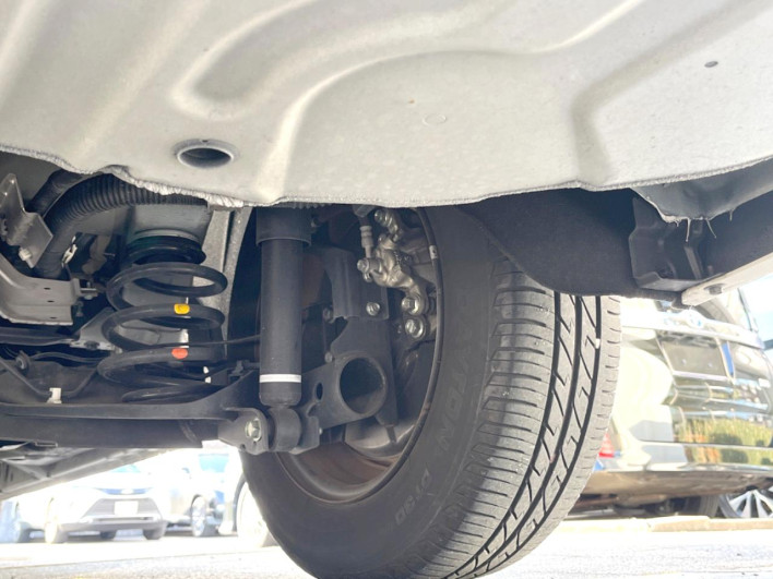 2017 Nissan Serena DAA-GC27 (UW-69f066b51d65f)[21]