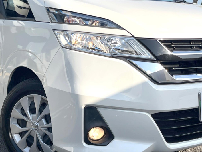 2017 Nissan Serena DAA-GC27 (UW-69f066b51d65f)[8]