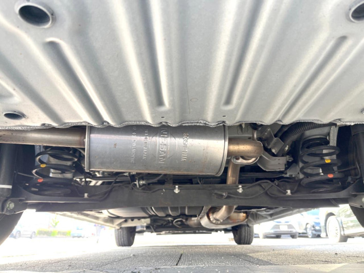 2017 Nissan Serena DAA-GC27 (UW-69f066b51d65f)[20]