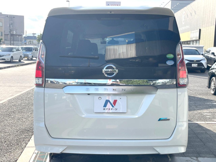 2017 Nissan Serena DAA-GC27 (UW-69f066b51d65f)[17]