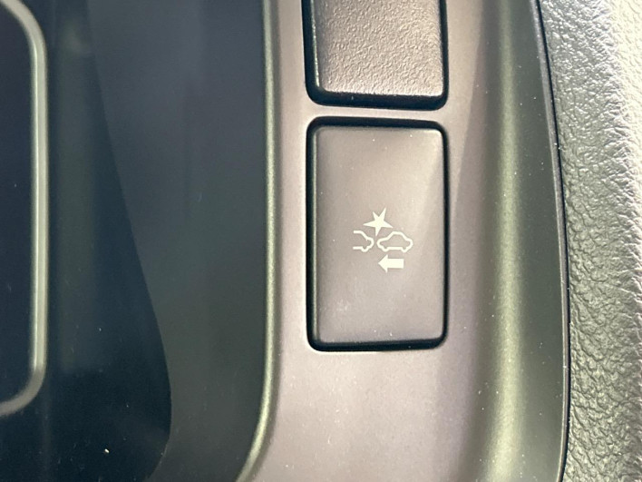 2025 Toyota Hiace Van 3DF-GDH201V (UW-69f066b54cdb0)[11]