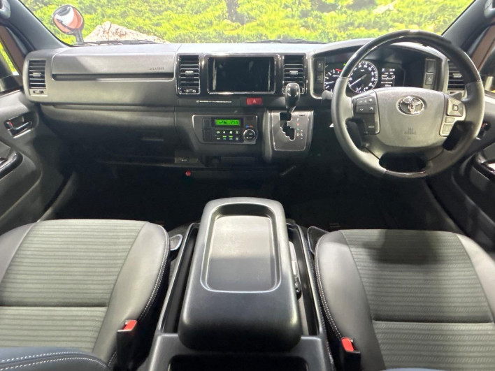 2025 Toyota Hiace Van 3DF-GDH201V (UW-69f066b54cdb0)[25]