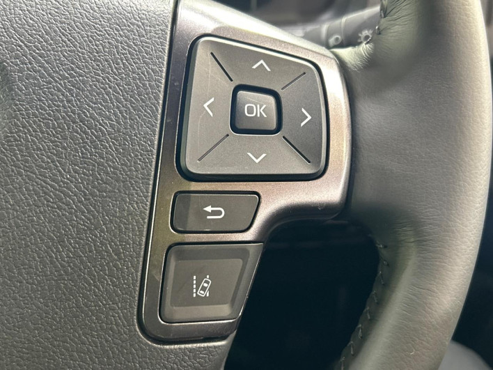 2025 Toyota Hiace Van 3DF-GDH201V (UW-69f066b54cdb0)[14]