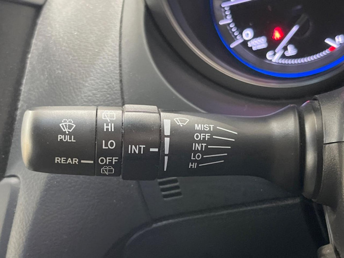 2017 Toyota Land Cruiser Prado LDA-GDJ150W (UW-69f066b670d9e)[15]