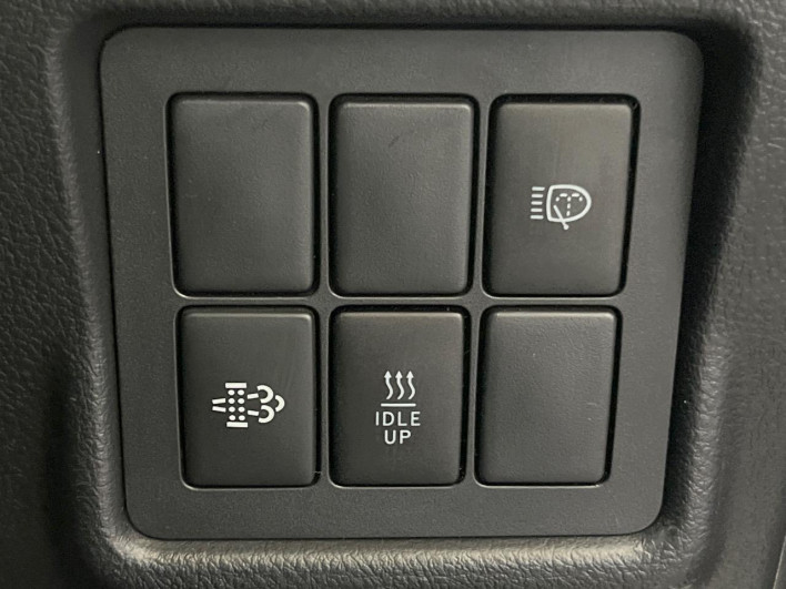 2017 Toyota Land Cruiser Prado LDA-GDJ150W (UW-69f066b670d9e)[17]