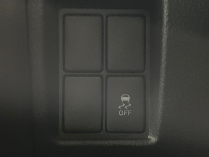 2017 Toyota Land Cruiser Prado LDA-GDJ150W (UW-69f066b670d9e)[18]