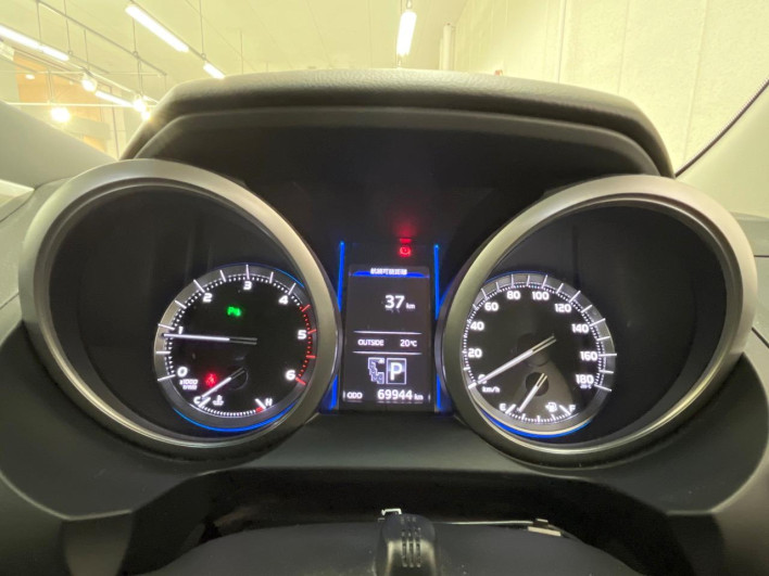 2017 Toyota Land Cruiser Prado LDA-GDJ150W (UW-69f066b670d9e)[12]