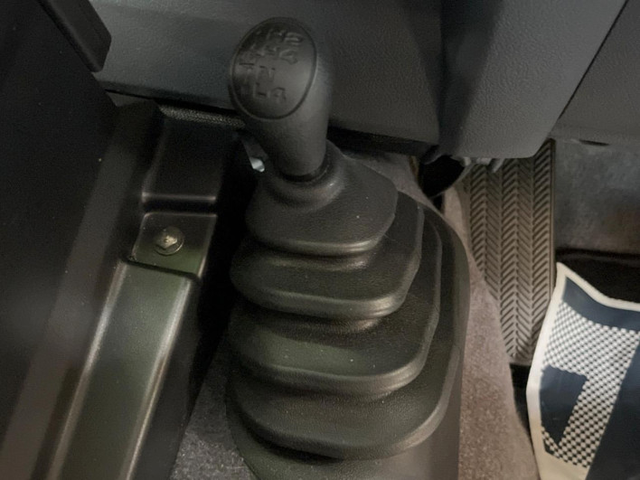 2025 Toyota Land Cruiser 70 3DA-GDJ76W (UW-69f066b758e62)[20]