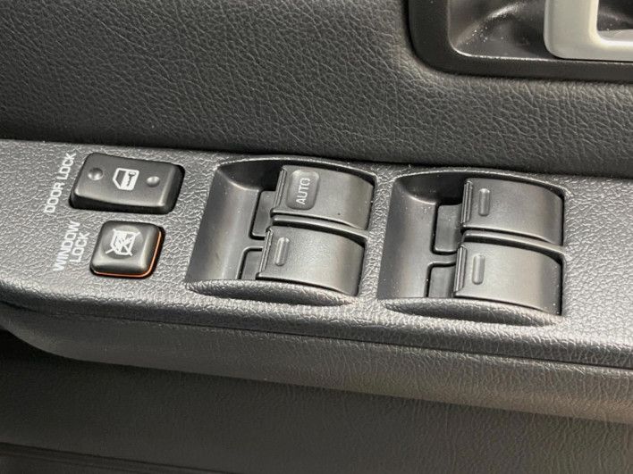 2025 Toyota Land Cruiser 70 3DA-GDJ76W (UW-69f066b758e62)[16]