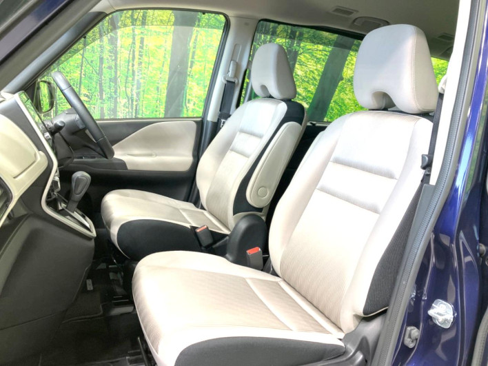 2016 Nissan Serena DAA-GFC27 (UW-69f066b833944)[17]