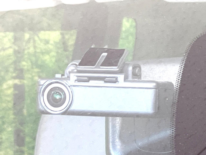 2016 Nissan Serena DAA-GFC27 (UW-69f066b833944)[15]