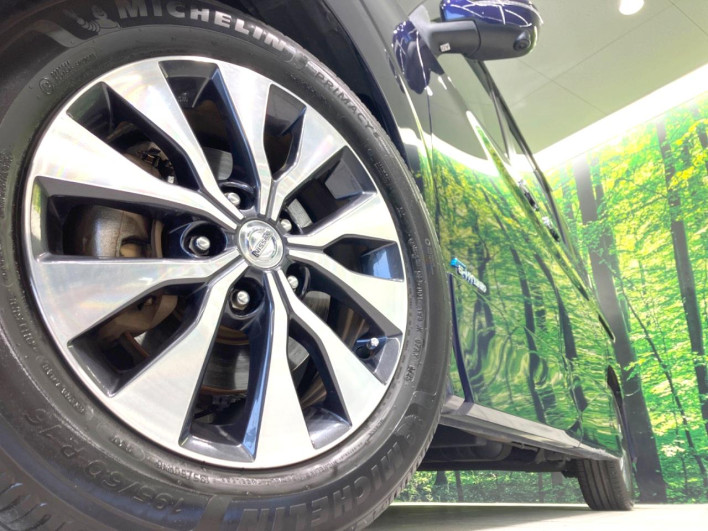 2016 Nissan Serena DAA-GFC27 (UW-69f066b833944)[18]