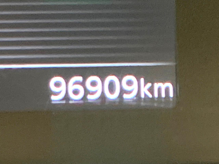 2016 Nissan Serena DAA-GFC27 (UW-69f066b833944)[2]