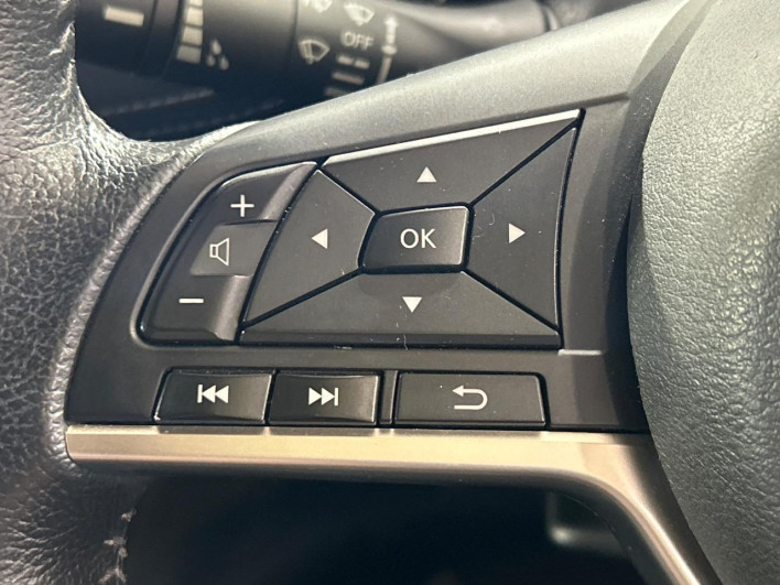 2017 Nissan Serena DAA-GFC27 (UW-69f066b8bbe94)[9]