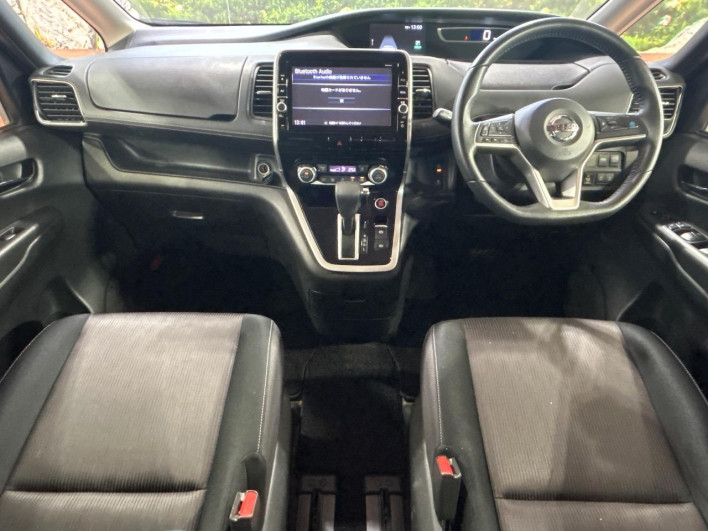 2017 Nissan Serena DAA-GFC27 (UW-69f066b8bbe94)[26]