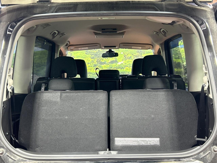 2017 Nissan Serena DAA-GFC27 (UW-69f066b8bbe94)[29]