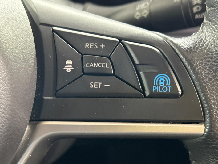 2017 Nissan Serena DAA-GFC27 (UW-69f066b8bbe94)[8]