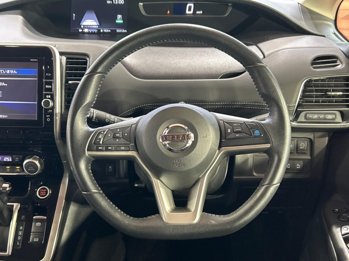 2017 Nissan Serena DAA-GFC27 (UW-69f066b8bbe94)[27]