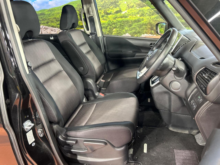 2017 Nissan Serena DAA-GFC27 (UW-69f066b8bbe94)[20]