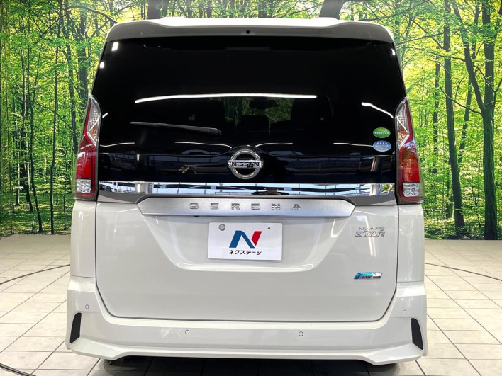 2017 Nissan Serena DAA-GFC27 (UW-69f066b90c143)[8]