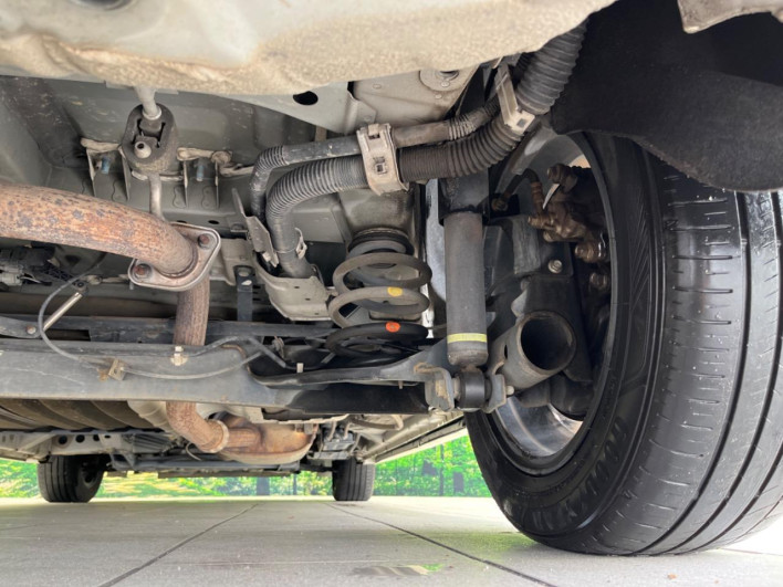 2017 Nissan Serena DAA-GFC27 (UW-69f066b93d756)[20]