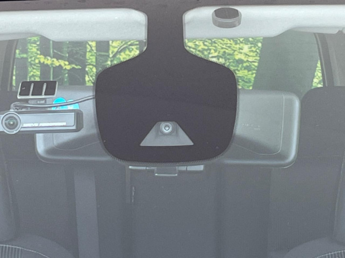 2017 Nissan Serena DAA-GFC27 (UW-69f066b93d756)[5]