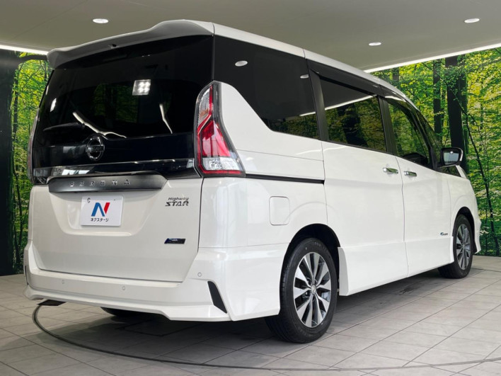 2017 Nissan Serena DAA-GFC27 (UW-69f066b93d756)[11]