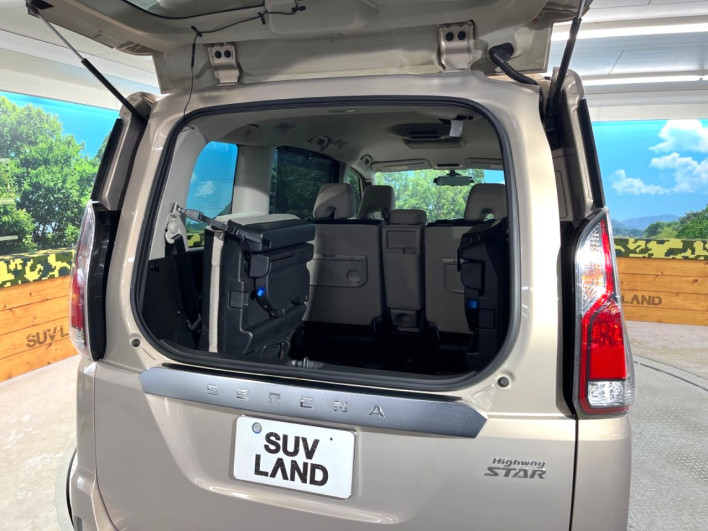 2018 Nissan Serena DAA-GFC27 (UW-69f066ba19cc5)[8]