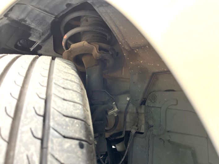 2018 Nissan Serena DAA-GFC27 (UW-69f066ba19cc5)[15]