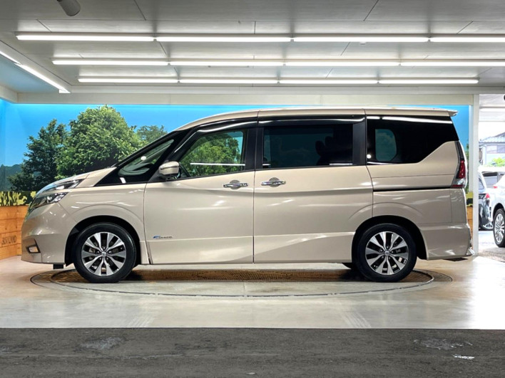 2018 Nissan Serena DAA-GFC27 (UW-69f066ba19cc5)[23]