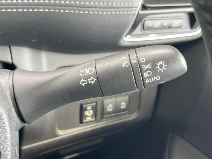 2019 Nissan Serena DAA-GFC27 (UW-69f066ba60f25)[27]