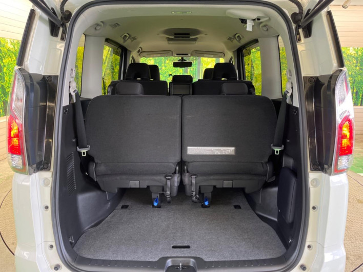 2019 Nissan Serena DAA-GFC27 (UW-69f066bb0de17)[11]