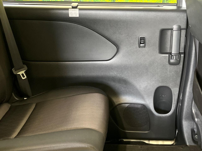 2019 Nissan Serena DAA-GFC27 (UW-69f066bb0de17)[19]