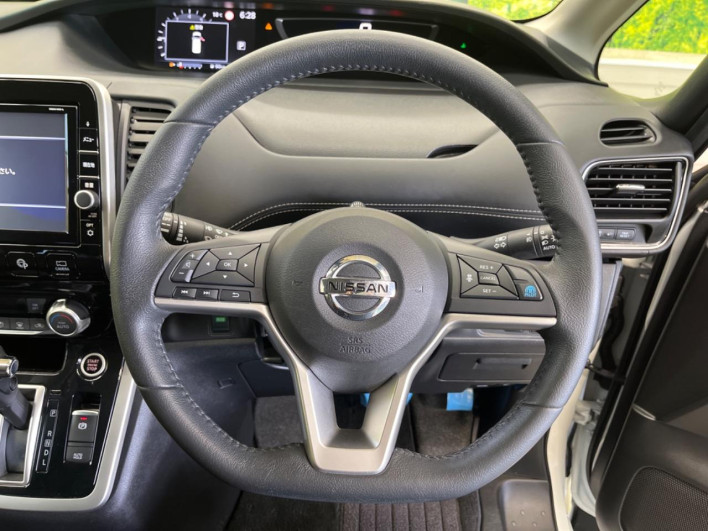 2019 Nissan Serena DAA-GFC27 (UW-69f066bb0de17)[29]
