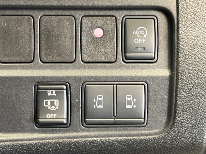 2019 Nissan Serena DAA-GFC27 (UW-69f066bb0de17)[27]