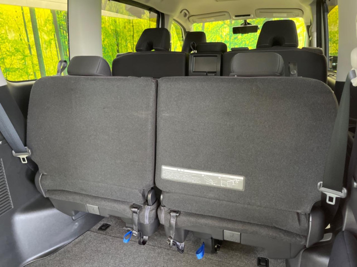 2019 Nissan Serena DAA-GFC27 (UW-69f066bb0de17)[12]