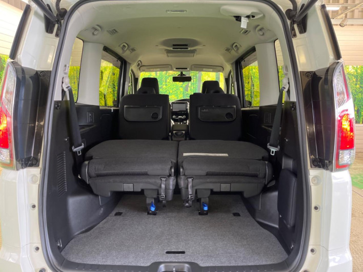 2019 Nissan Serena DAA-GFC27 (UW-69f066bb0de17)[14]