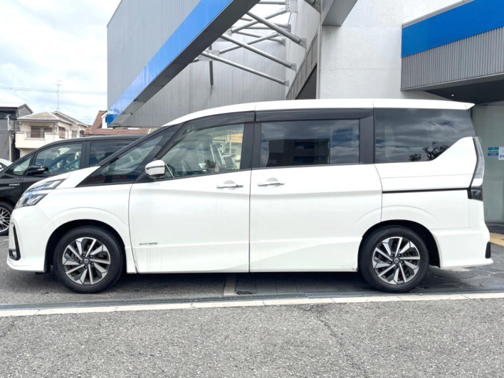 2020 Nissan Serena DAA-GFC27 (UW-69f066bb3340c)[13]