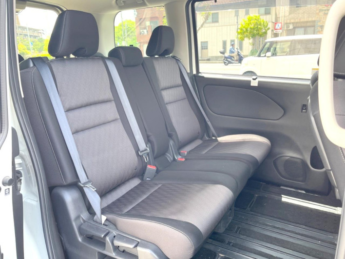 2020 Nissan Serena DAA-GFC27 (UW-69f066bb3340c)[29]