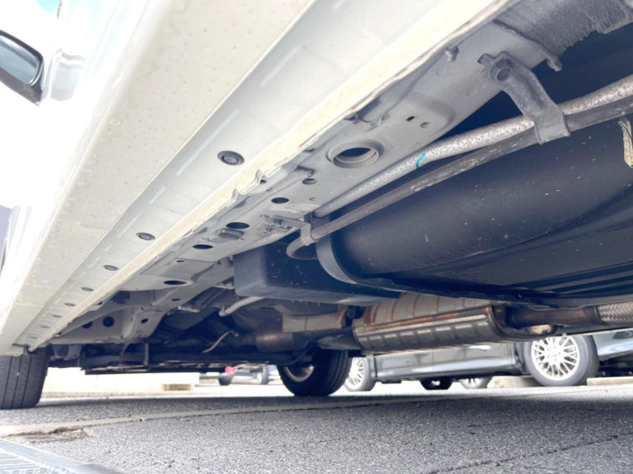 2020 Nissan Serena DAA-GFC27 (UW-69f066bb3340c)[15]