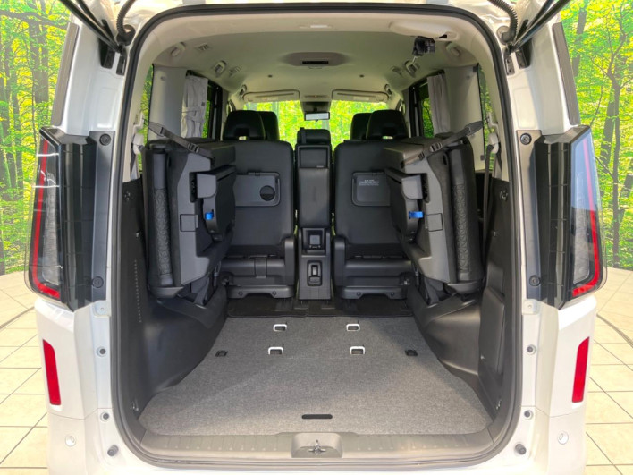 2023 Nissan Serena 6AA-GFC28 (UW-69f066bc51e0b)[26]