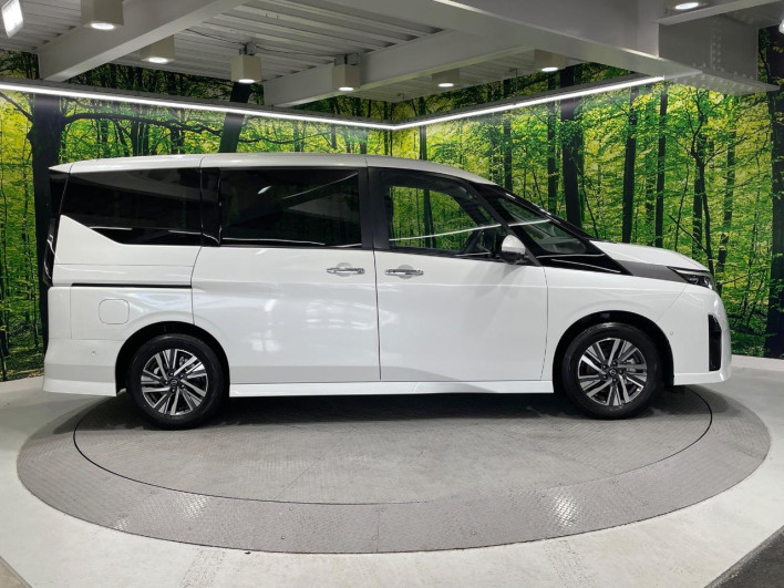 2023 Nissan Serena 6AA-GFC28 (UW-69f066bcd229c)[17]