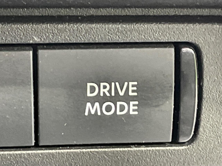 2023 Nissan Serena 6AA-GFC28 (UW-69f066bcd229c)[23]