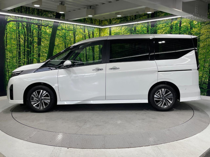 2023 Nissan Serena 6AA-GFC28 (UW-69f066bcd229c)[21]