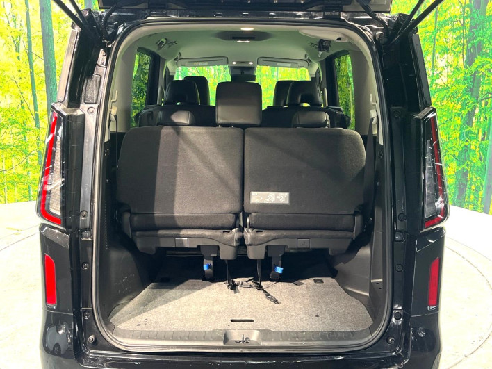 2024 Nissan Serena 6AA-GFC28 (UW-69f066bd2e1ce)[21]