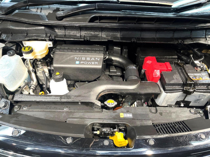 2024 Nissan Serena 6AA-GFC28 (UW-69f066bd2e1ce)[4]