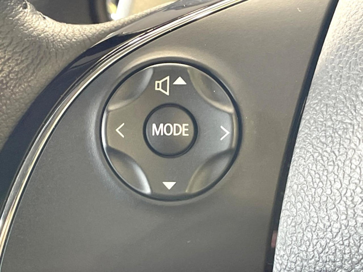 2022 Mitsubishi Eclipse Cross PHEV 5LA-GL3W (UW-69f066c1ef1cf)[20]