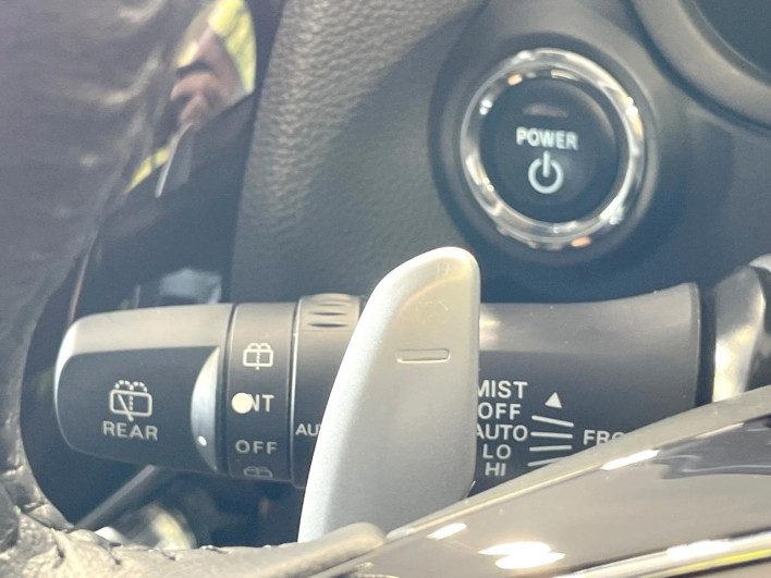2022 Mitsubishi Eclipse Cross PHEV 5LA-GL3W (UW-69f066c1ef1cf)[21]