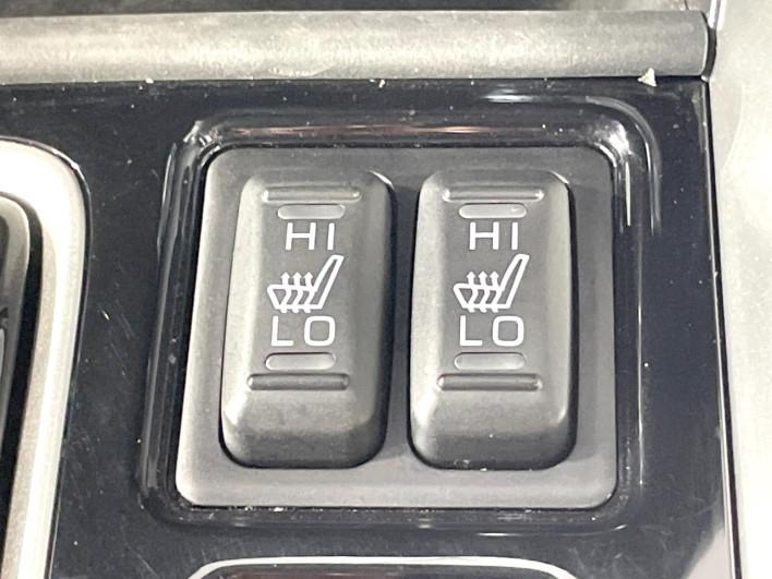 2022 Mitsubishi Eclipse Cross PHEV 5LA-GL3W (UW-69f066c1ef1cf)[25]