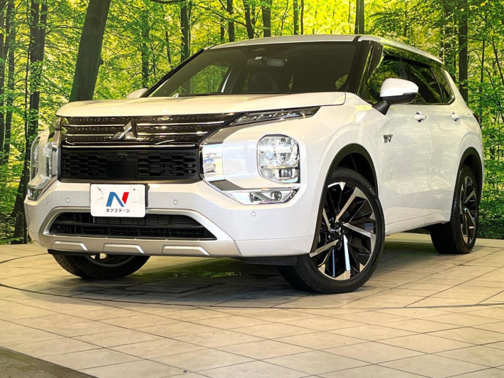 2022 Mitsubishi OUTLANDER PHEV 5LA-GN0W (UW-69f066c2bc4af)[0]
